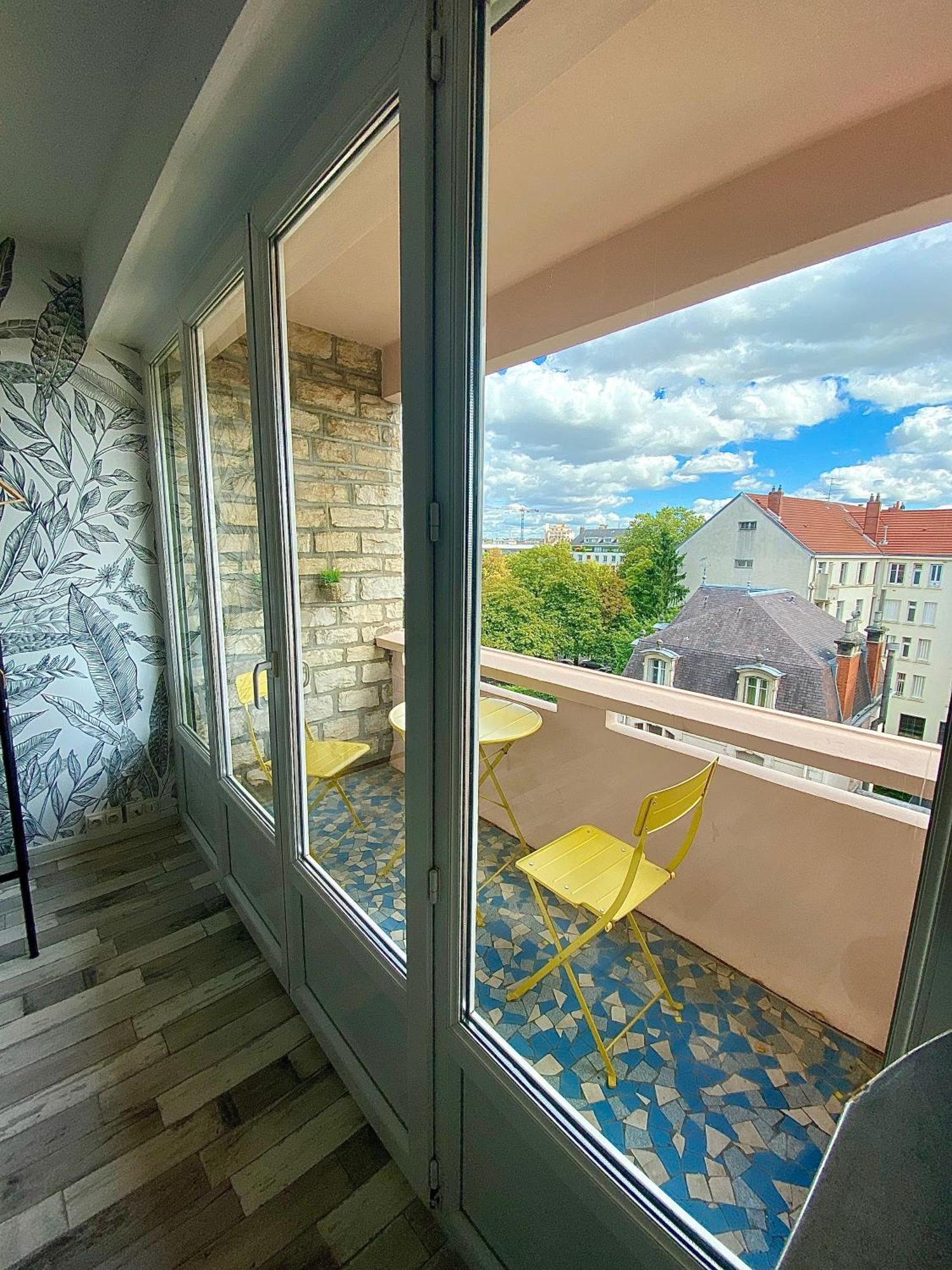 Centre Ville Dijon Wilson *Chez Charles* 2Ch المظهر الخارجي الصورة